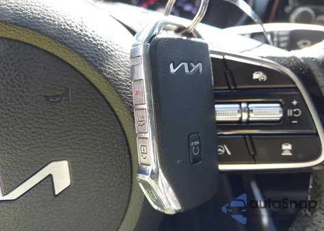 2023 Kia Forte Gt-Line z USA, uszkodzony, nr VIN 3KPF54AD3PE530033